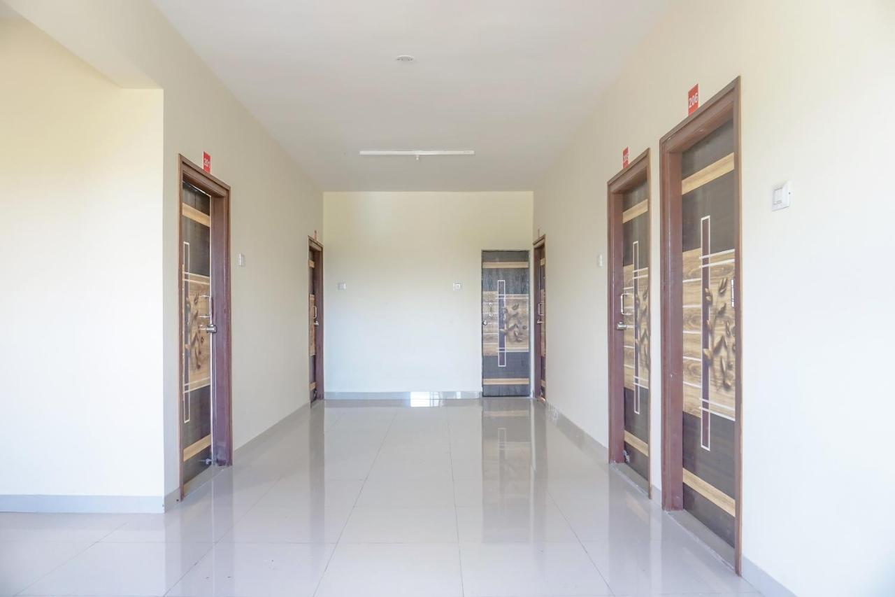 Oyo 81616 Omkar Executive Vagholi المظهر الخارجي الصورة